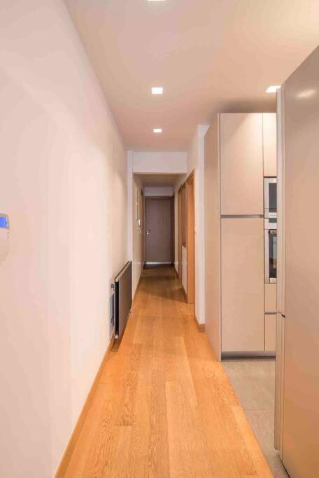 Luxury Living Apartment *