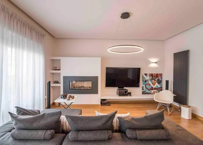Luxury Living Apartment